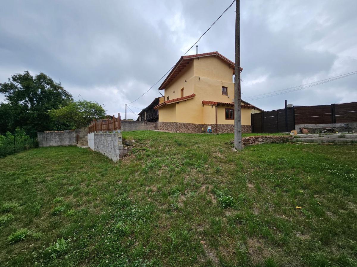 Villa 201A La Huerta De Cayao à Villaviciosa  Extérieur photo